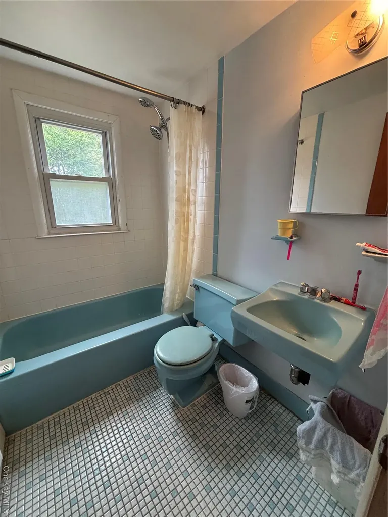 371 N Ocean Avenue Patchogue NY 11772