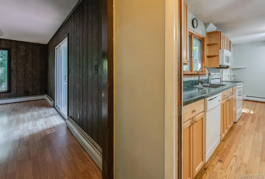 24 Lori Street Poughkeepsie NY 12603