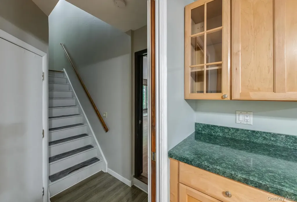 24 Lori Street Poughkeepsie NY 12603