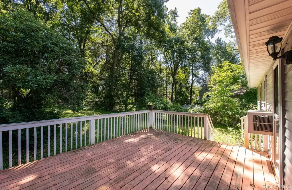 24 Lori Street Poughkeepsie NY 12603