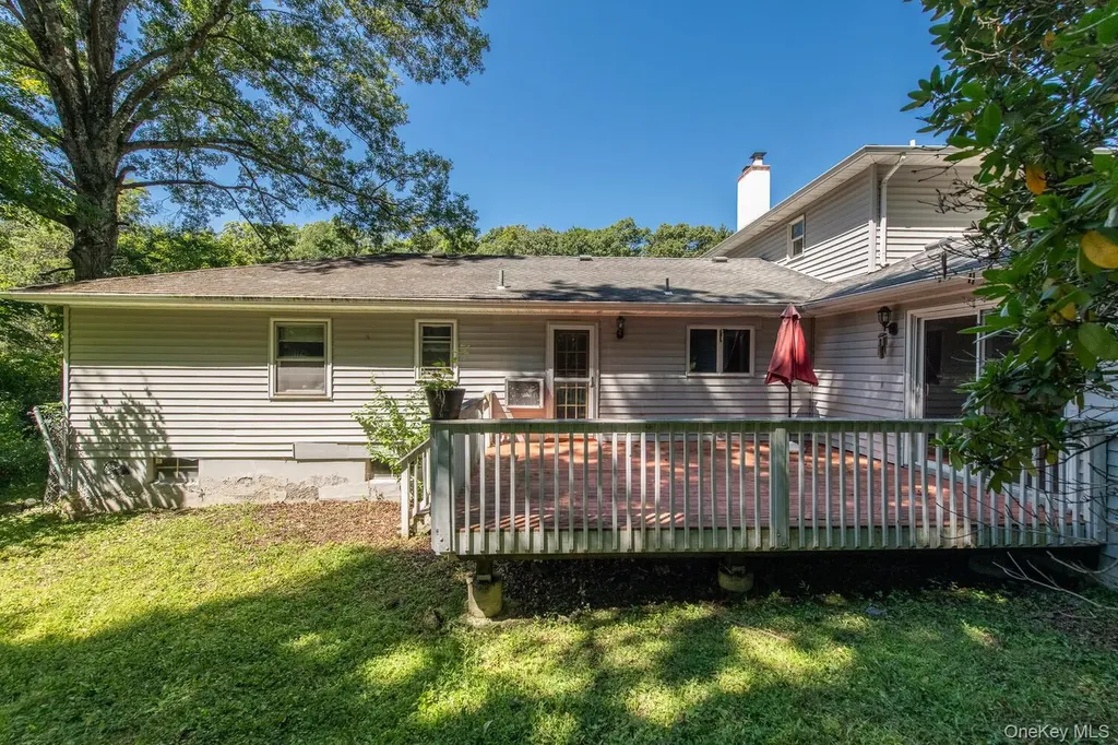 24 Lori Street Poughkeepsie NY 12603