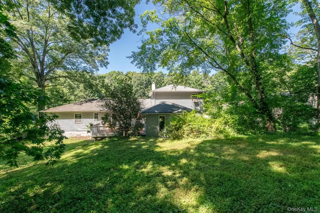 24 Lori Street Poughkeepsie NY 12603
