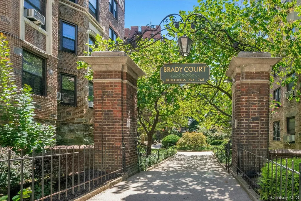 760 Brady Avenue Bronx NY 10462