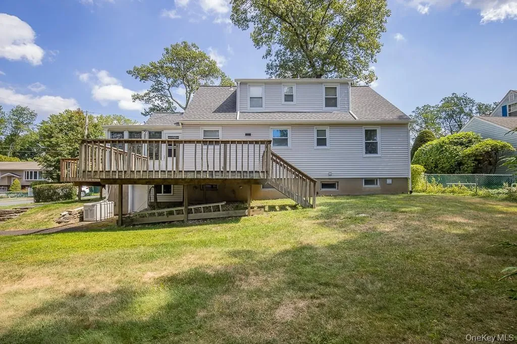 85 Lt Cox Drive Pearl River NY 10965