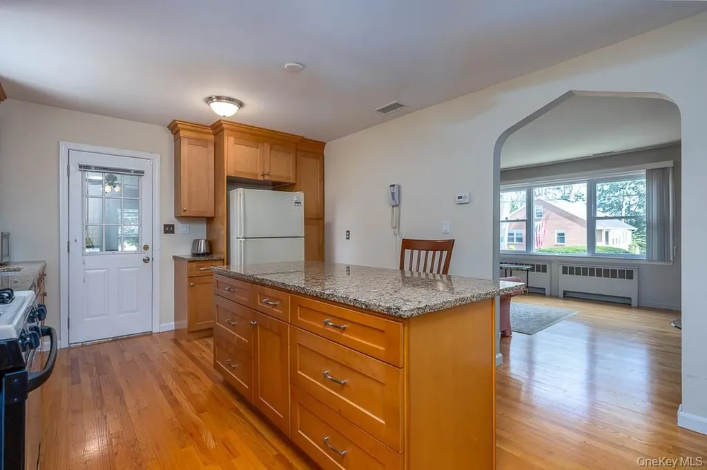 85 Lt Cox Drive Pearl River NY 10965