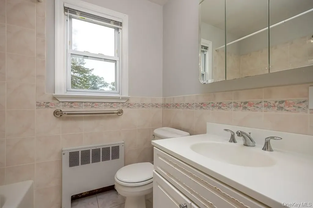 85 Lt Cox Drive Pearl River NY 10965