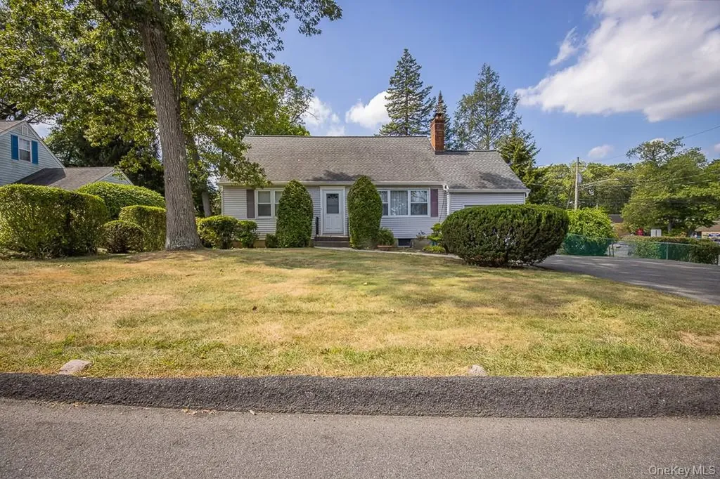 85 Lt Cox Drive Pearl River NY 10965
