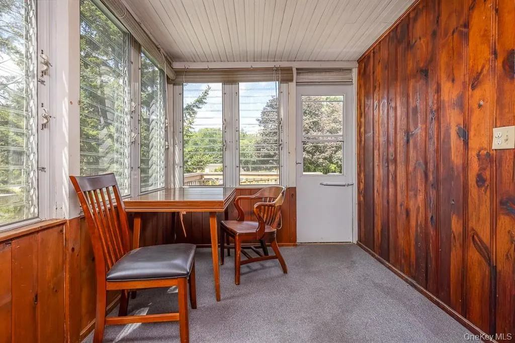 85 Lt Cox Drive Pearl River NY 10965