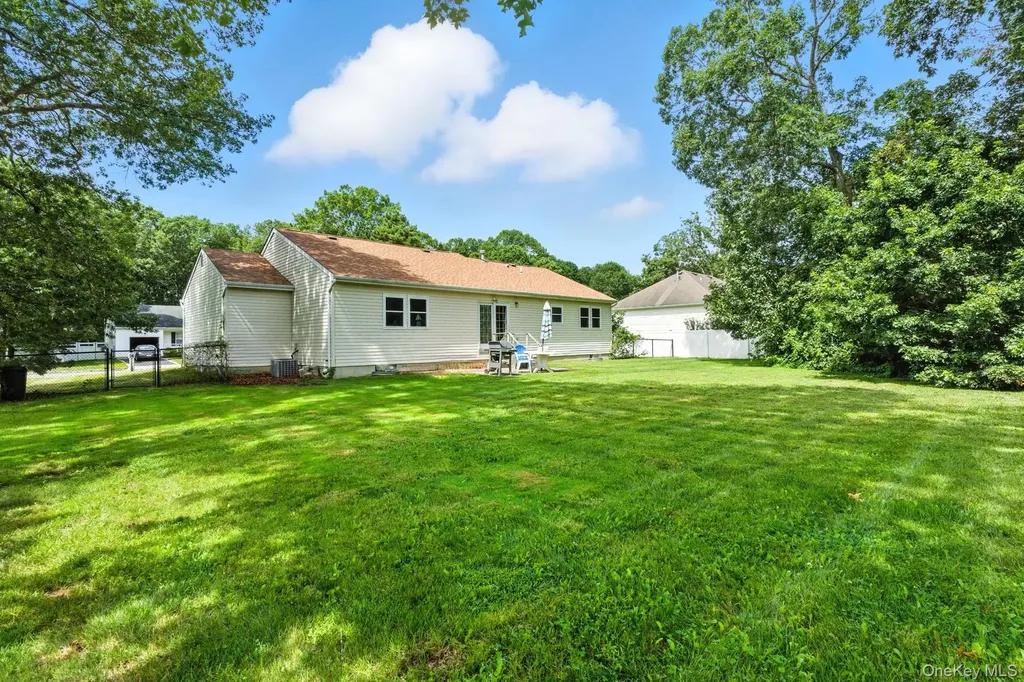 25 Timber Ridge Drive Coram NY 11727