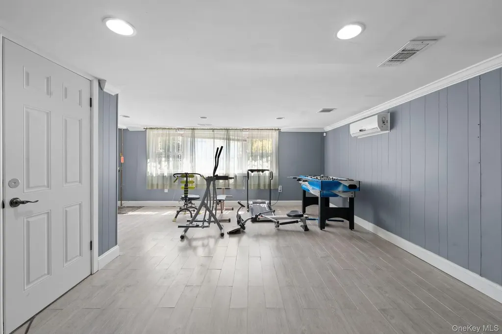10541 Seaview Avenue Brooklyn NY 11236