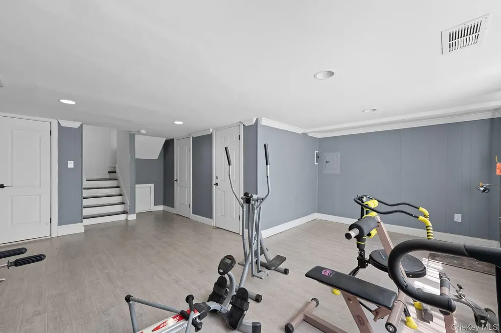 10541 Seaview Avenue Brooklyn NY 11236