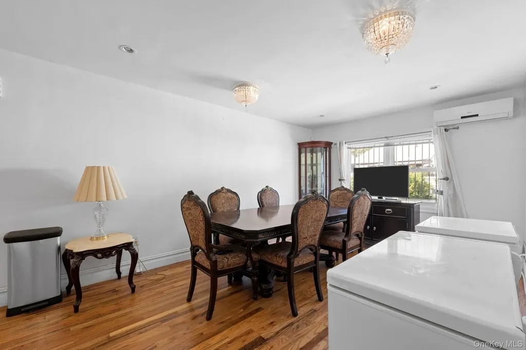 10541 Seaview Avenue Brooklyn NY 11236