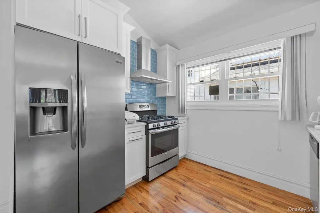 10541 Seaview Avenue Brooklyn NY 11236