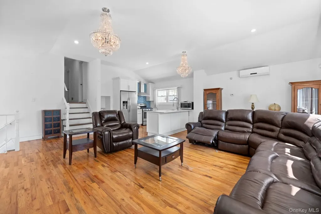 10541 Seaview Avenue Brooklyn NY 11236