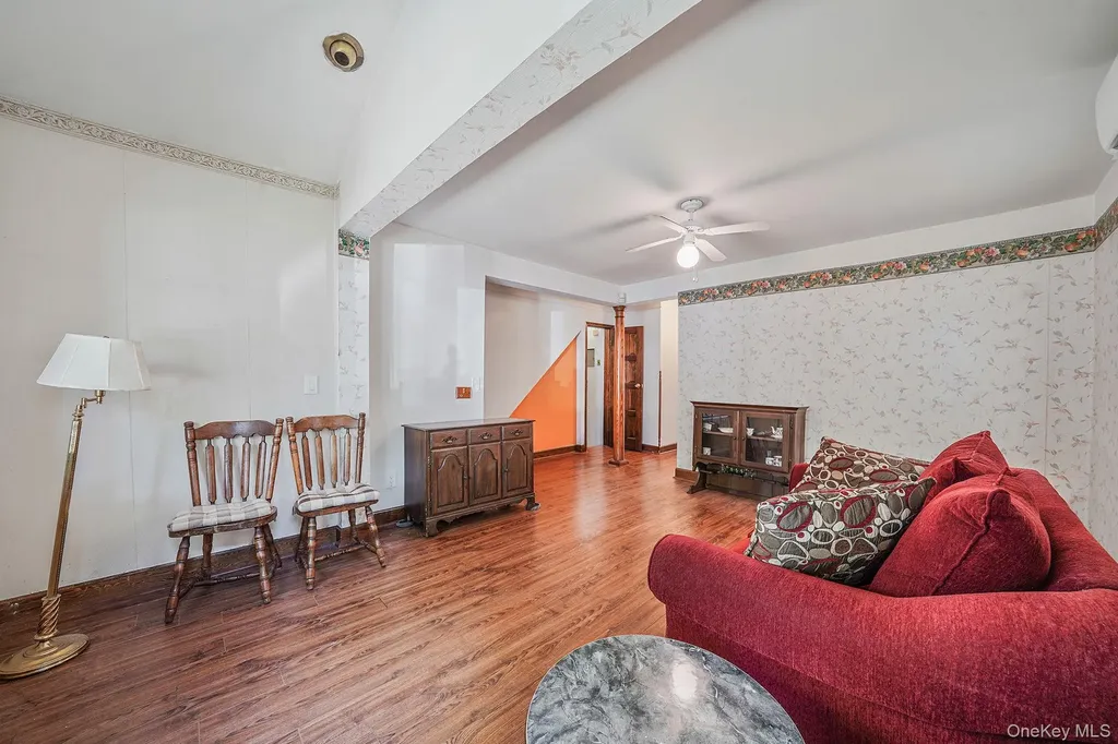 1636 Williamsbridge Road Bronx NY 10461