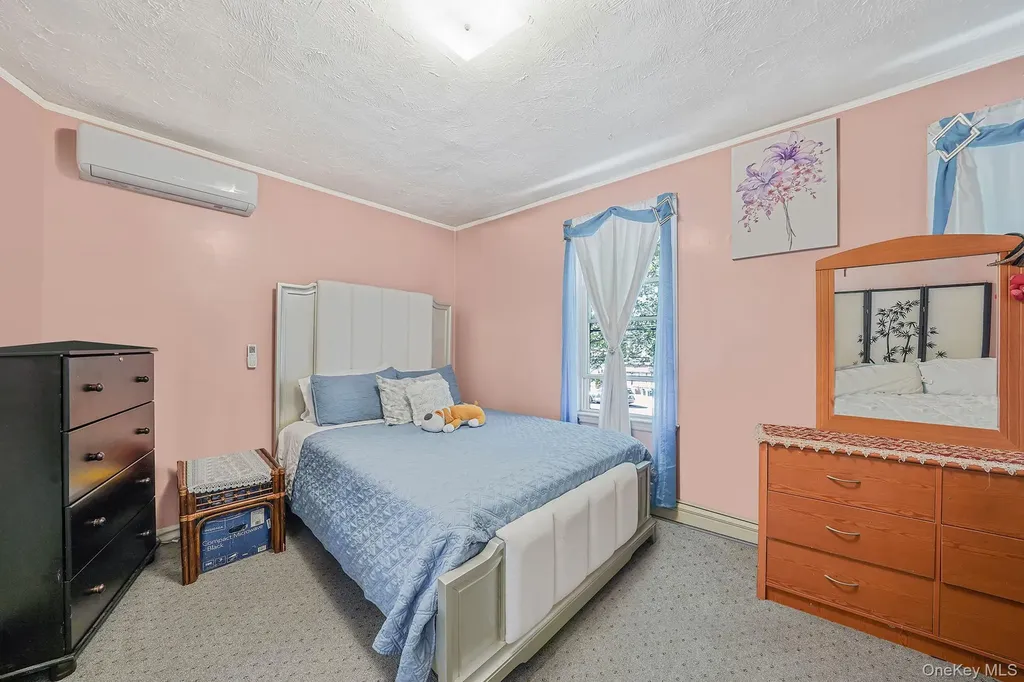 1636 Williamsbridge Road Bronx NY 10461