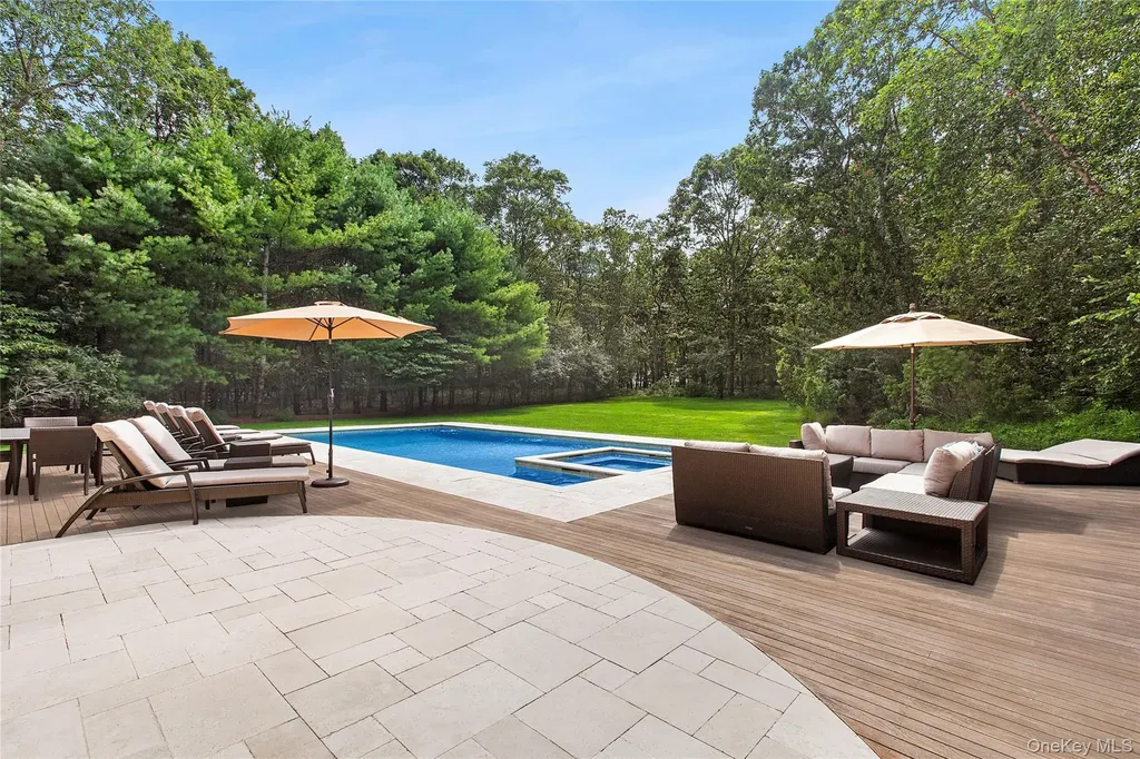 20 Devonshire Lane Amagansett NY 11930