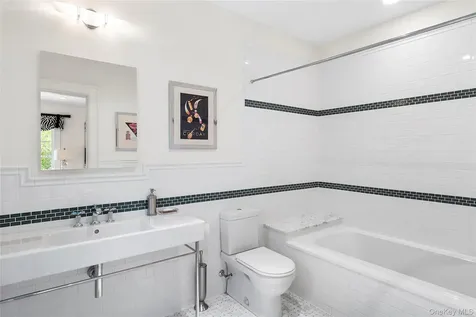 20 Devonshire Lane Amagansett NY 11930