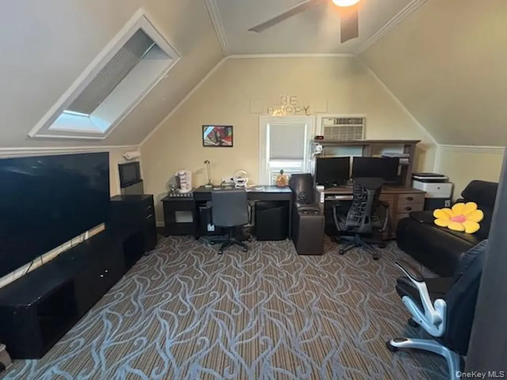 452 Macatee Place Mineola NY 11501