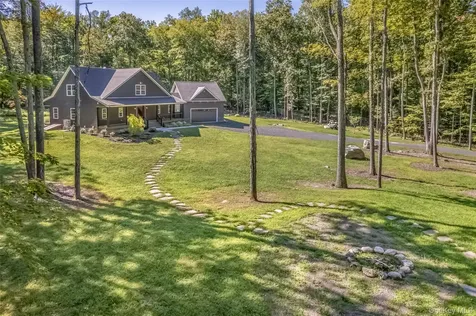 621 Decker Road Wallkill NY 12589