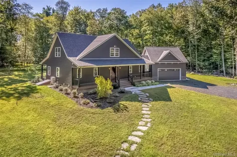621 Decker Road Wallkill NY 12589