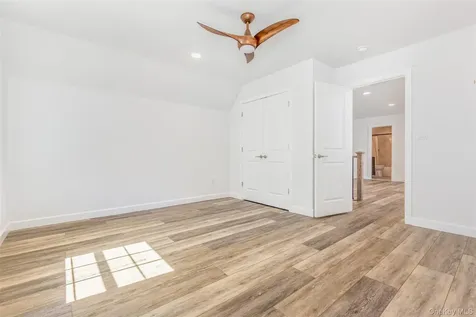621 Decker Road Wallkill NY 12589