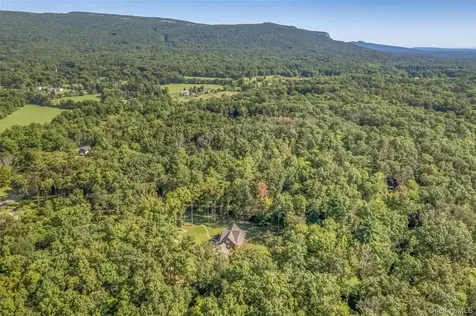621 Decker Road Wallkill NY 12589