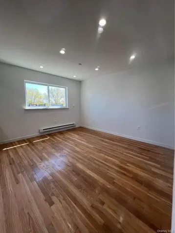 718 Rosedale Avenue Bronx NY 10473