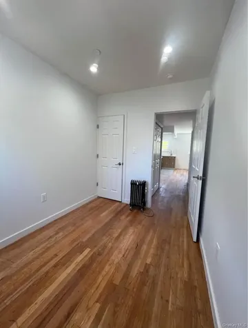 718 Rosedale Avenue Bronx NY 10473