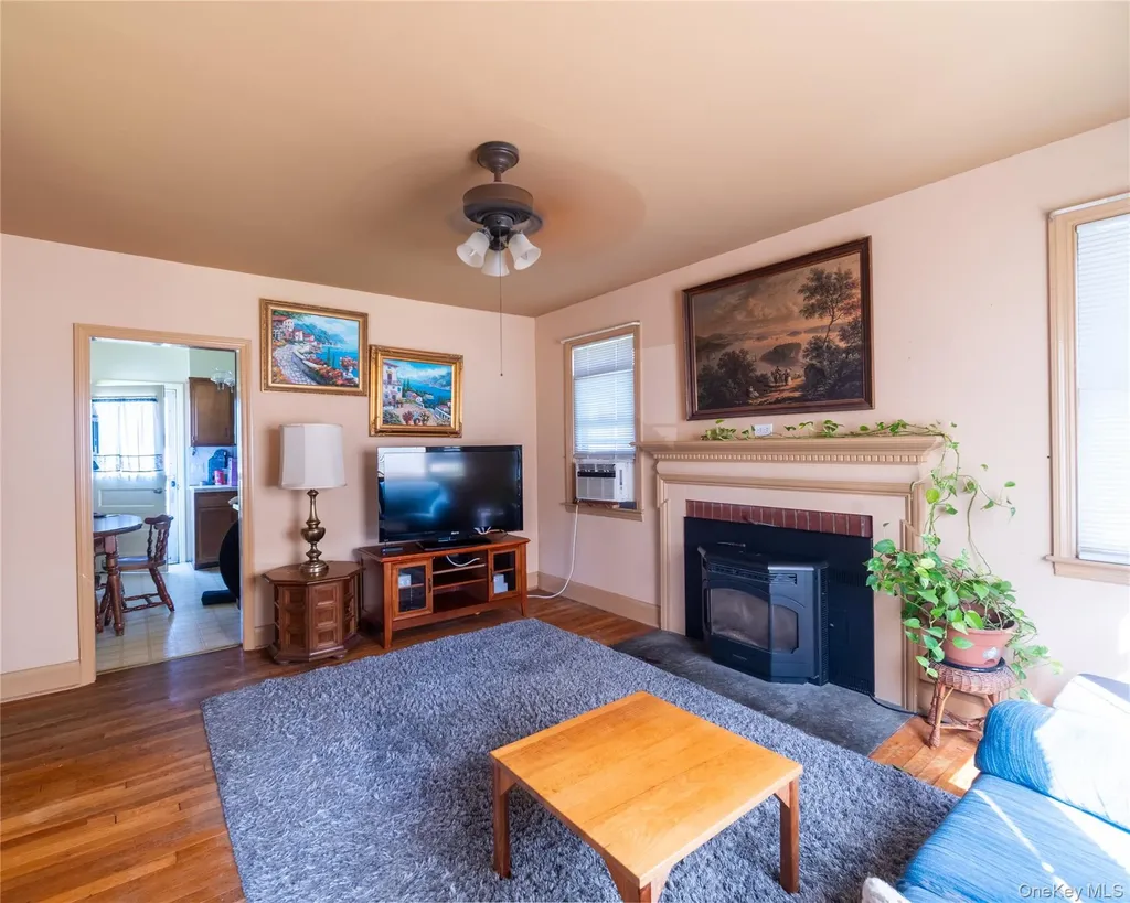 60 Lafayette Drive Port Chester NY 10573