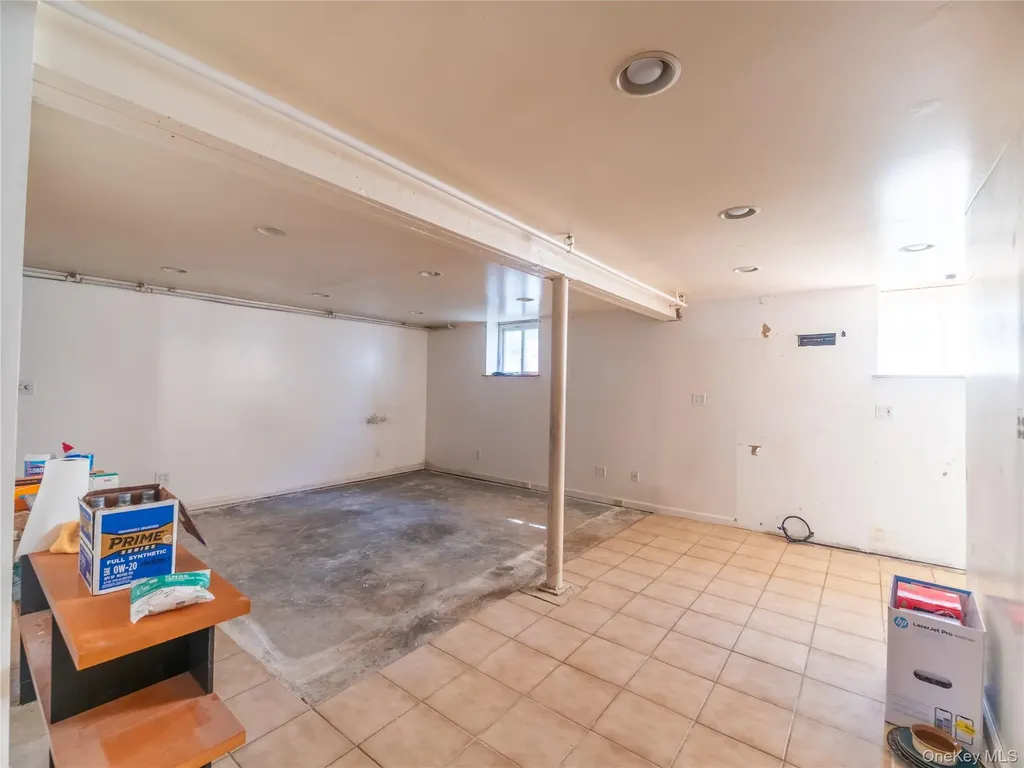 60 Lafayette Drive Port Chester NY 10573