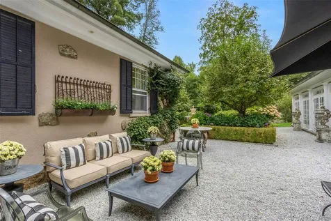 55 Mountain Farm Road Tuxedo Park NY 10987