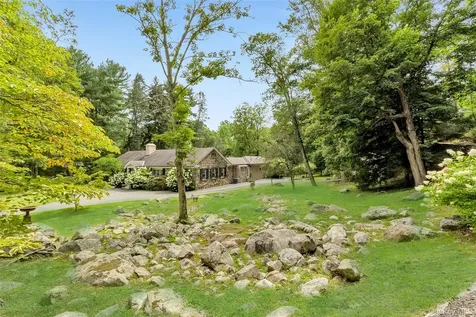 55 Mountain Farm Road Tuxedo Park NY 10987