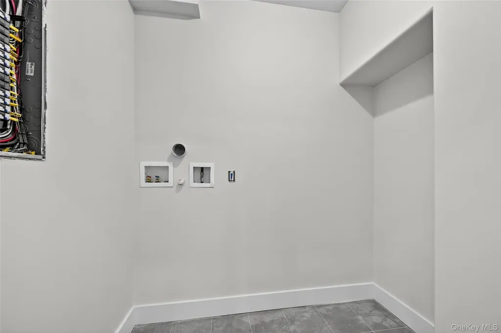 6 Milla Lane Spring Valley NY 10977