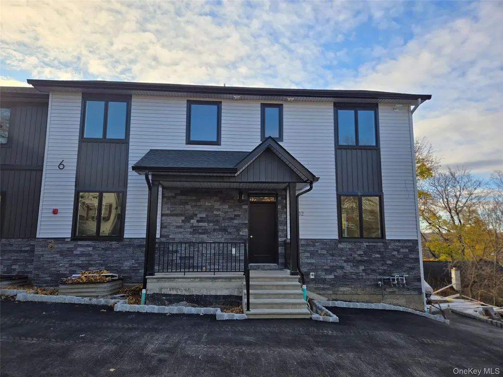 6 Milla Lane Spring Valley NY 10977