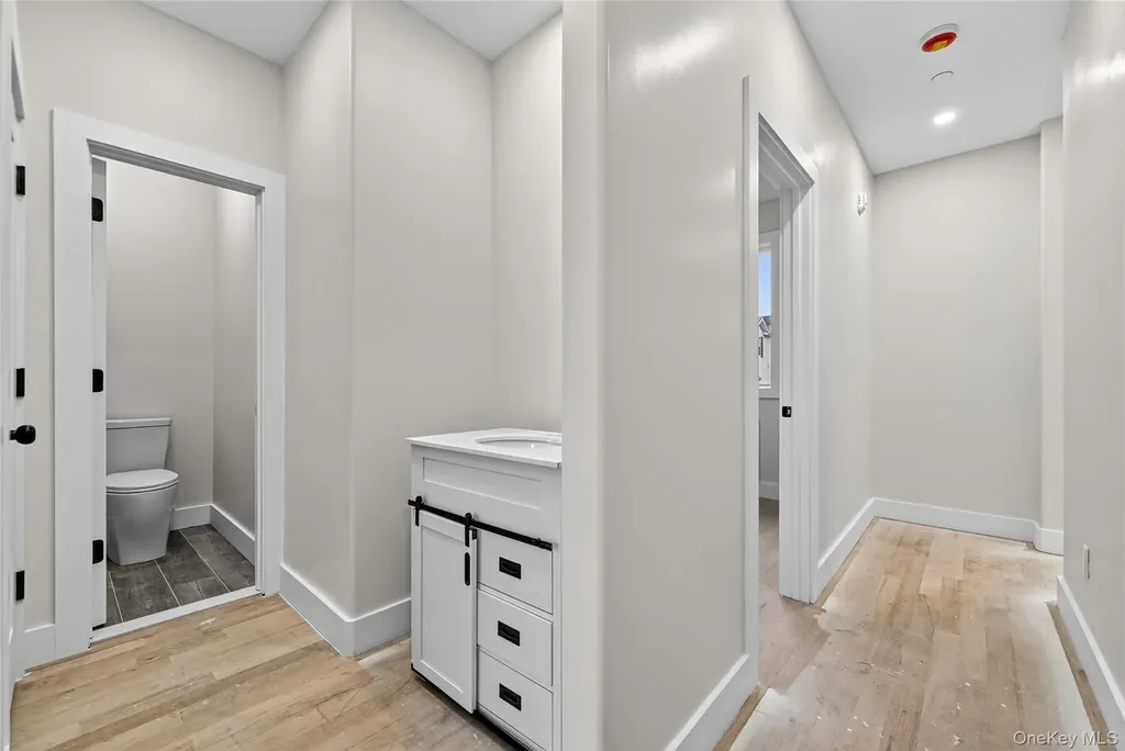 6 Milla Lane Spring Valley NY 10977