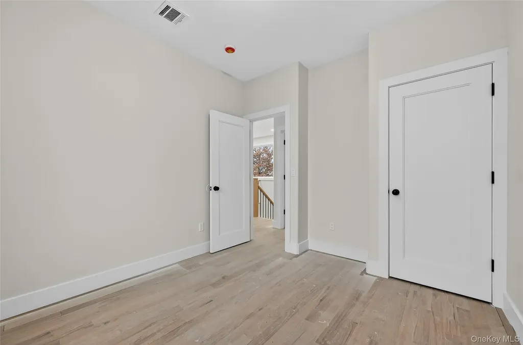 6 Milla Lane Spring Valley NY 10977