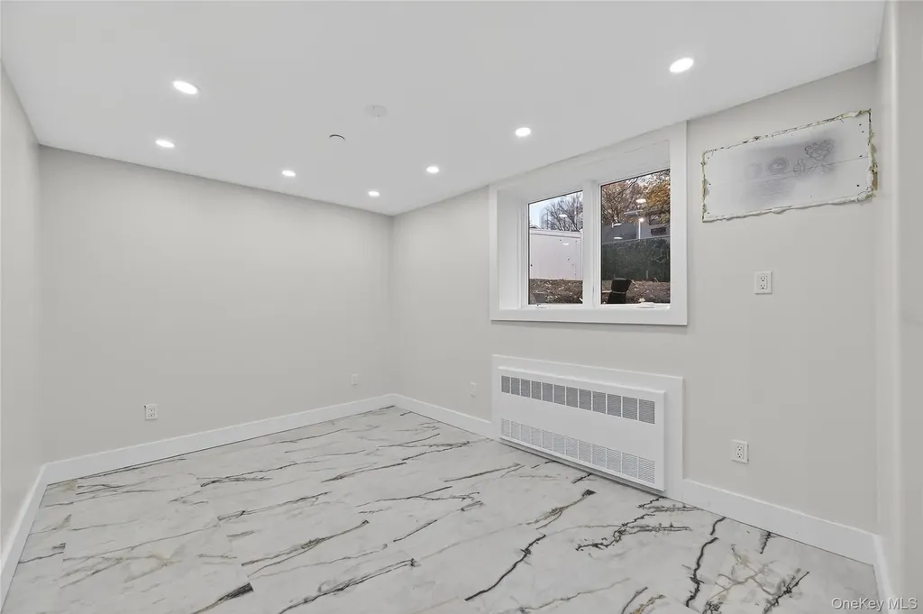 6 Milla Lane Spring Valley NY 10977
