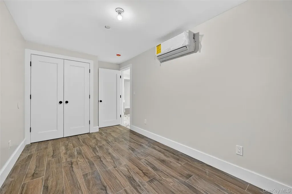 6 Milla Lane Spring Valley NY 10977