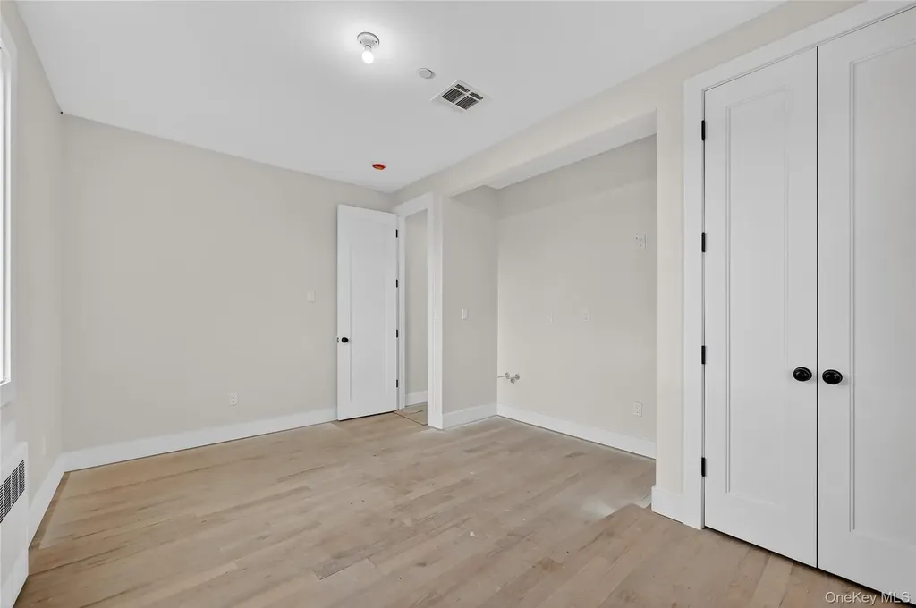 6 Milla Lane Spring Valley NY 10977