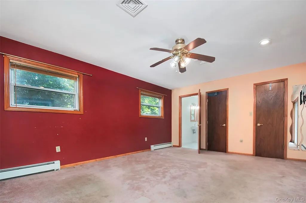 16 Martin Terrace Poughkeepsie NY 12603