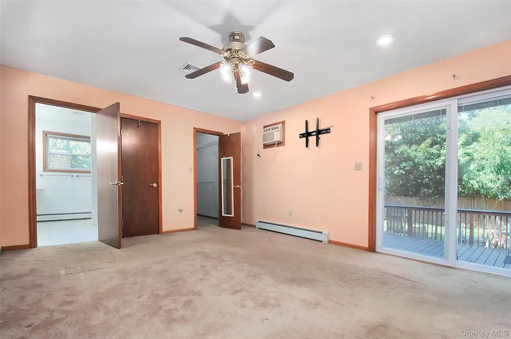 16 Martin Terrace Poughkeepsie NY 12603