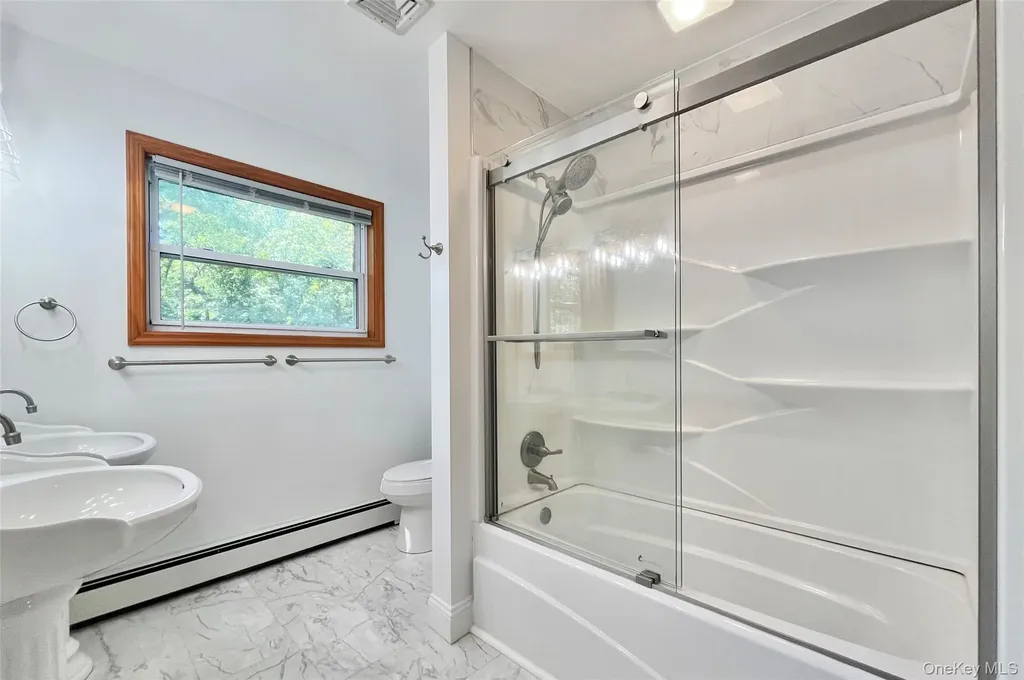 16 Martin Terrace Poughkeepsie NY 12603