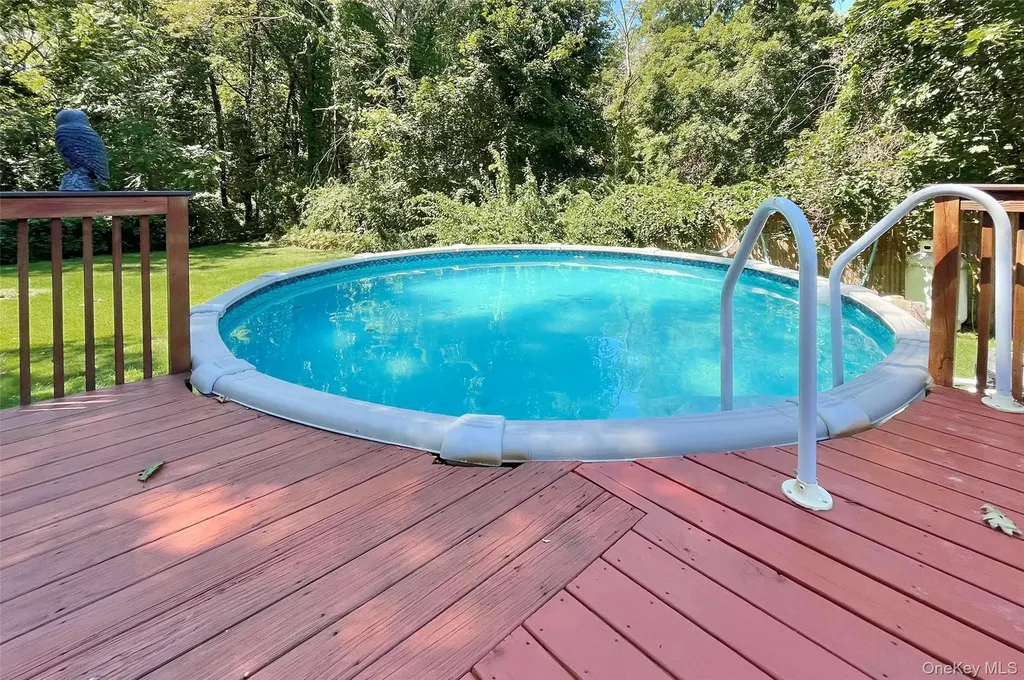 16 Martin Terrace Poughkeepsie NY 12603