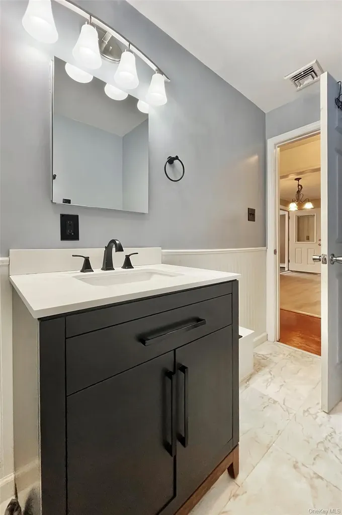 16 Martin Terrace Poughkeepsie NY 12603