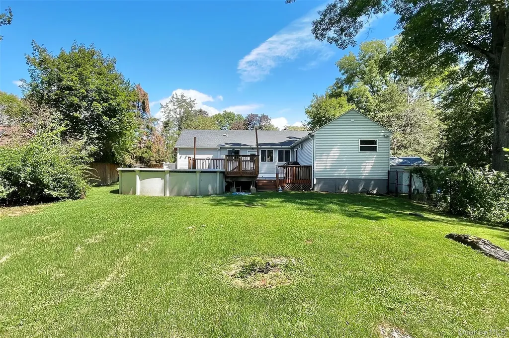 16 Martin Terrace Poughkeepsie NY 12603