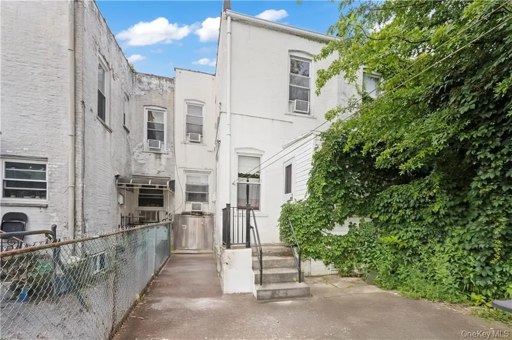 1259 80th Street Brooklyn NY 11228