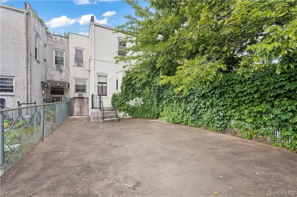 1259 80th Street Brooklyn NY 11228