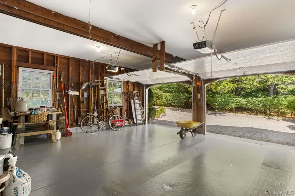 640 Strohson Road Cutchogue NY 11935