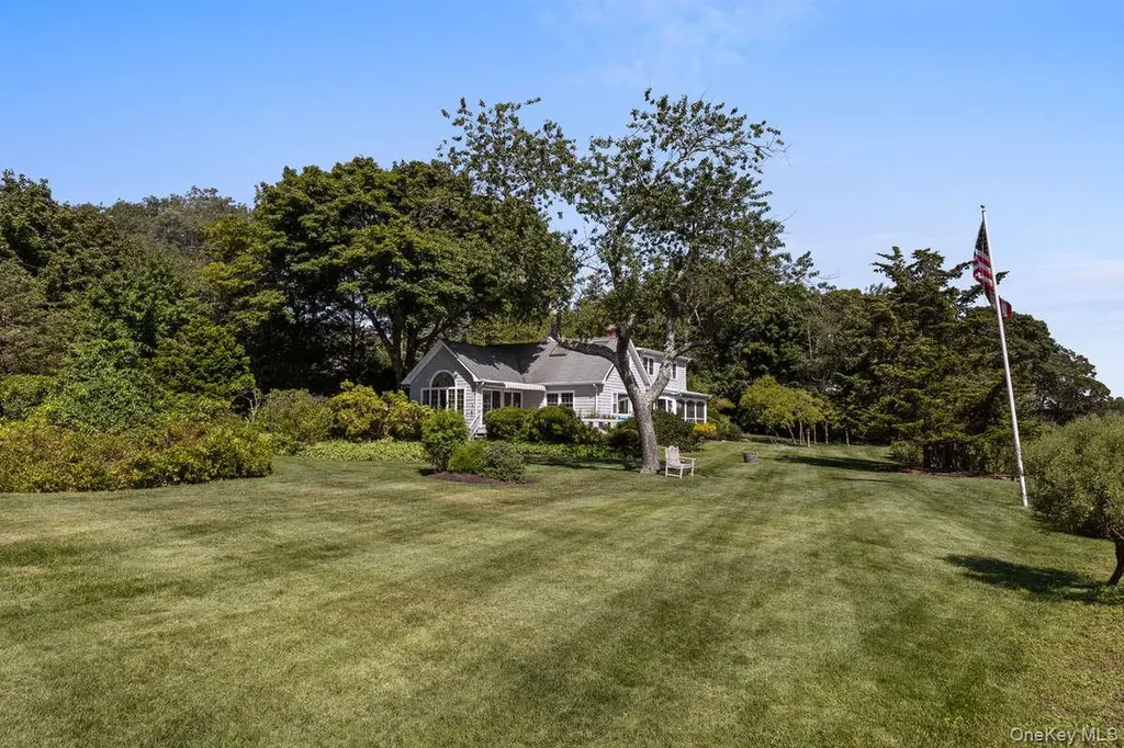 640 Strohson Road Cutchogue NY 11935